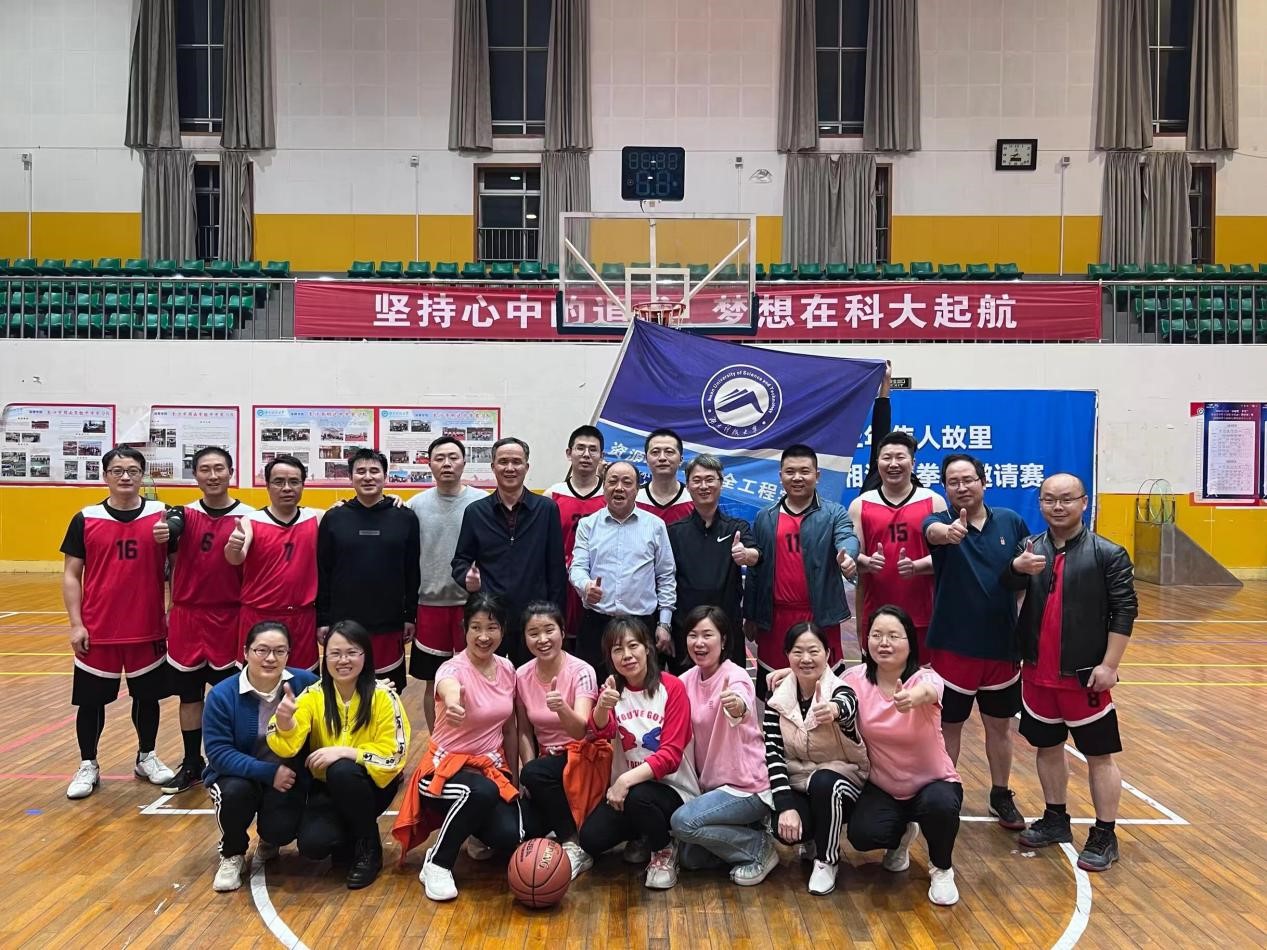 5de766de9a1544f0a25c004dc4990b60.jpg 55.jpg